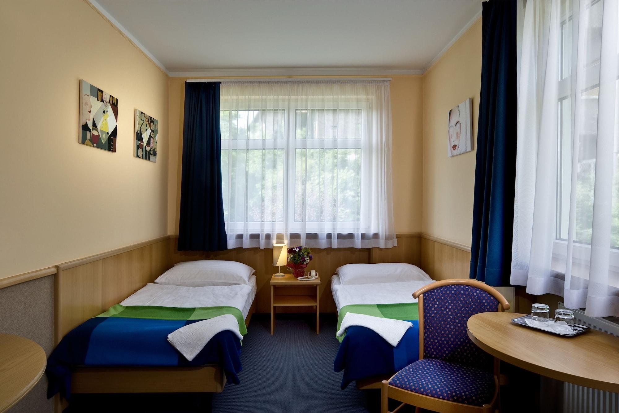 Jagelló Business Szálloda 3*